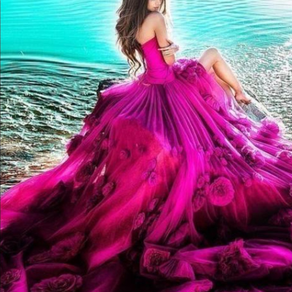 WELCOME to my closet. 💝 I Posh ambassador !!!💕💕